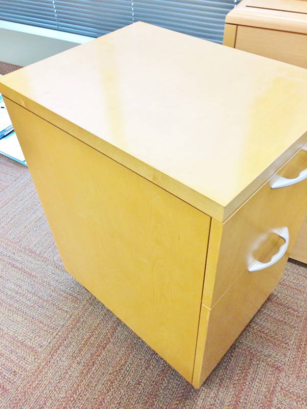 OFS&nbspExecutive Office Rolling Under Counter File Cabinet - Like New Condition&nbsp&nbsp