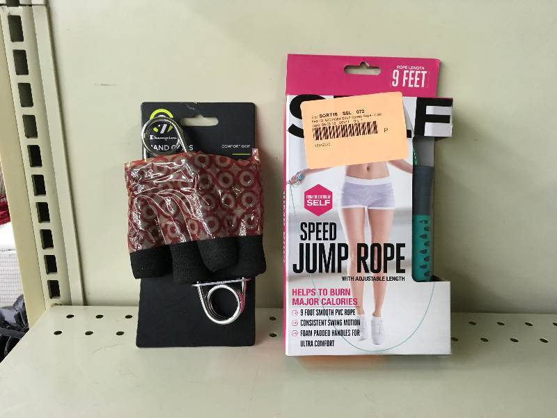 lot 316 image: Speed Jump Rope & Hand Grips