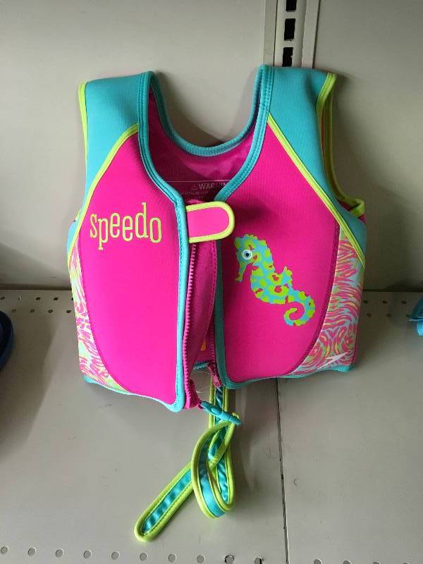 lot 334 image: Speedo Kids Life Jacket