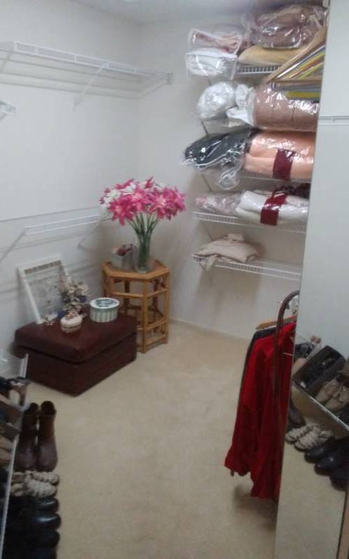 lot 13 image: Contents Of Walk-In Closet