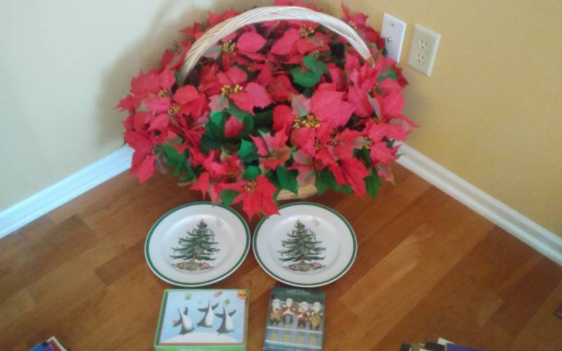 lot 29 image: Large Basket Of Poinsettias, 2-Spode Plates, Christmas Cards, Cheese Spreaders