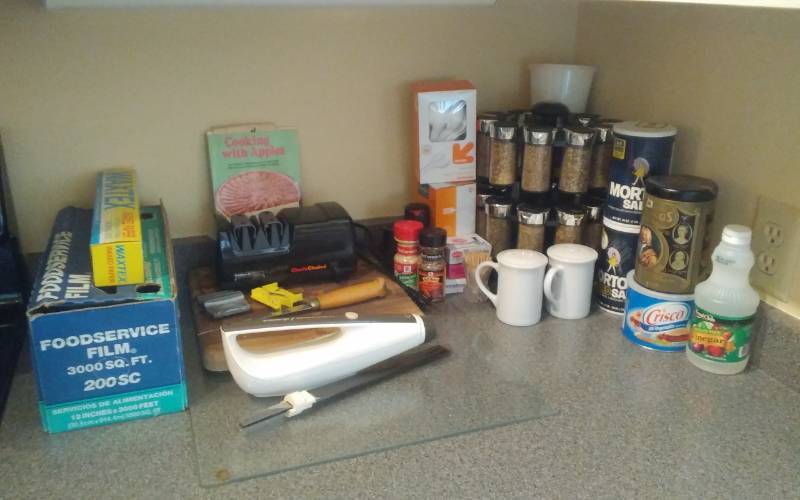 lot 46 image: Lot Of Kitchen Related Spice Rack, Electric Knife, More