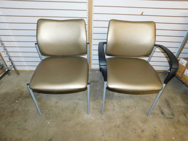 lot 18 image: Two Office Chairs