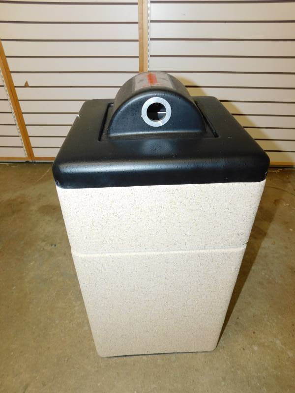 lot 34 image: Hide-A-Butt (Cigarette Butts) Receptacle