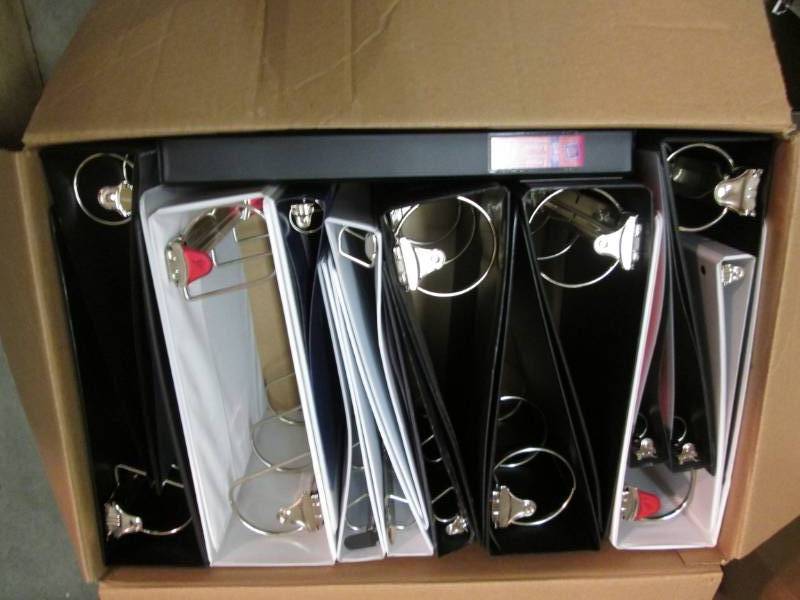 Lot of 18 Various Size 3-Ring Binde...