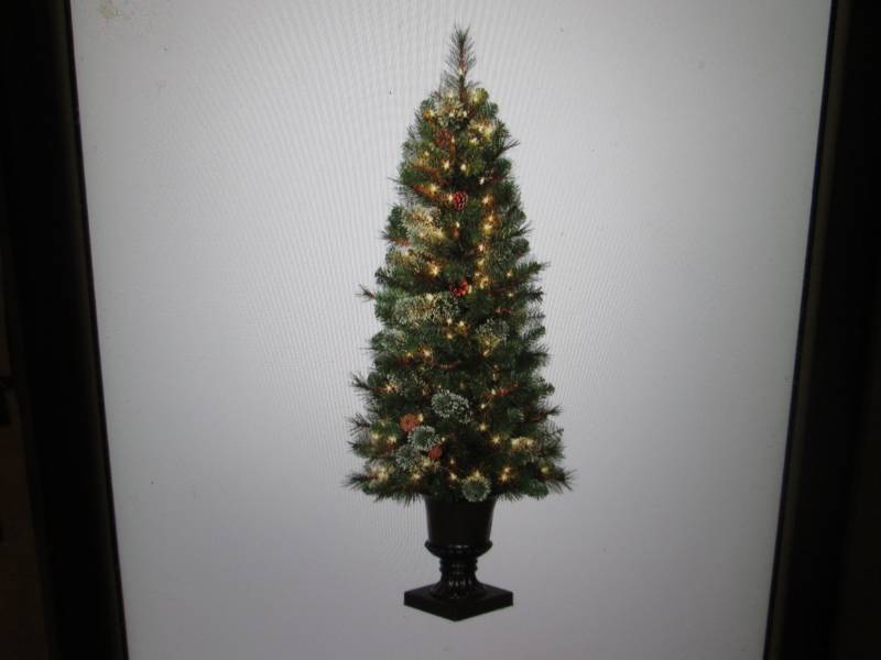 Home Accents Holiday 4.5 ft Pre-Lit...