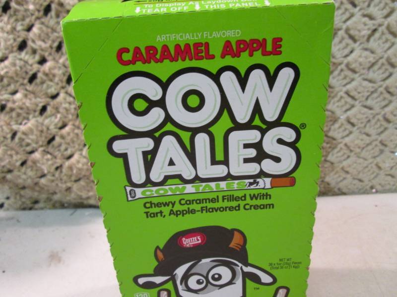 Box of 36 Caramel Apple Cow Tales B...