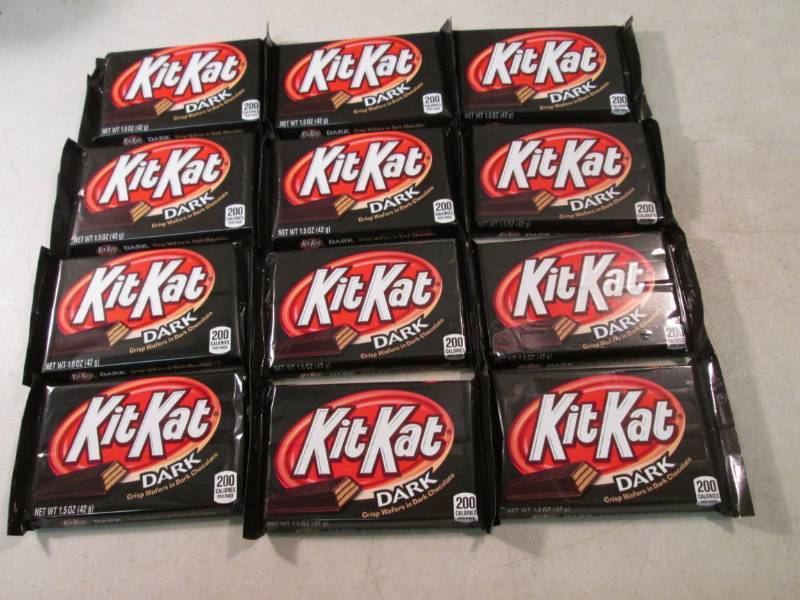 12 Kit Kat Dark Chocolate Candy Bar...