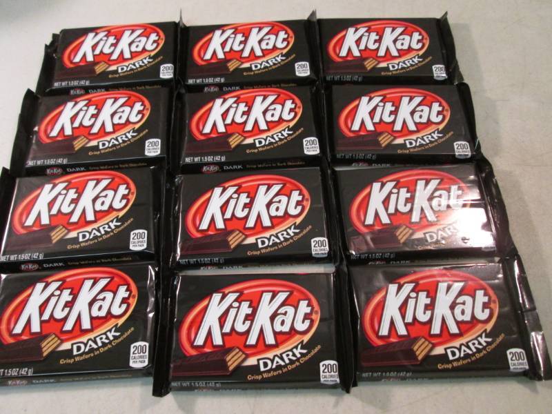 12 Kit Kat Dark Chocolate Candy Bar...