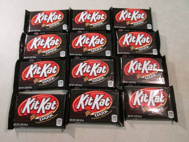 12 Kit Kat Dark Chocolate Candy Bar...
