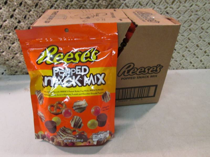 Case of 5 Bags of Reeses Popped Sna...