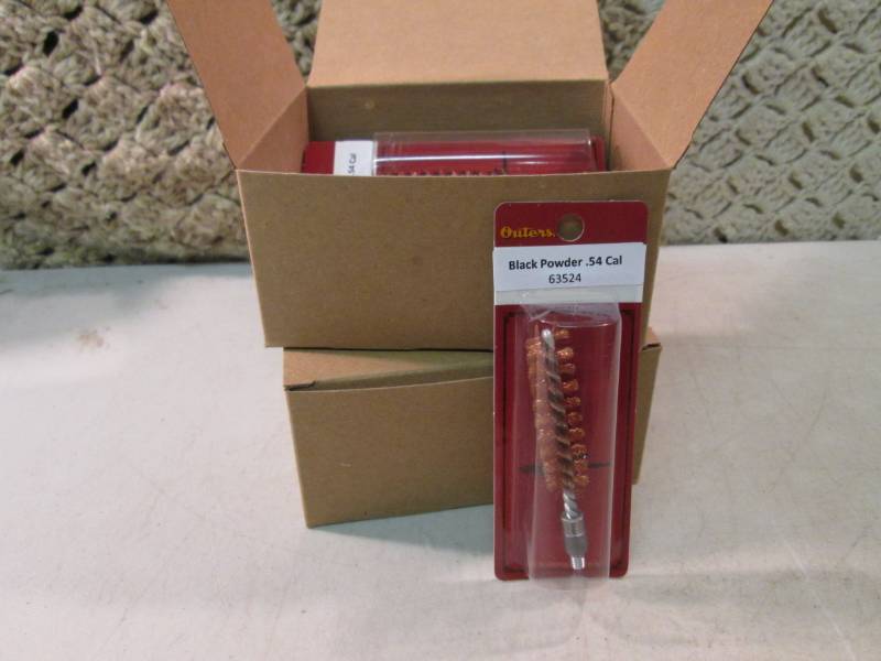 2 Boxes with 6 each of Outers 63524...