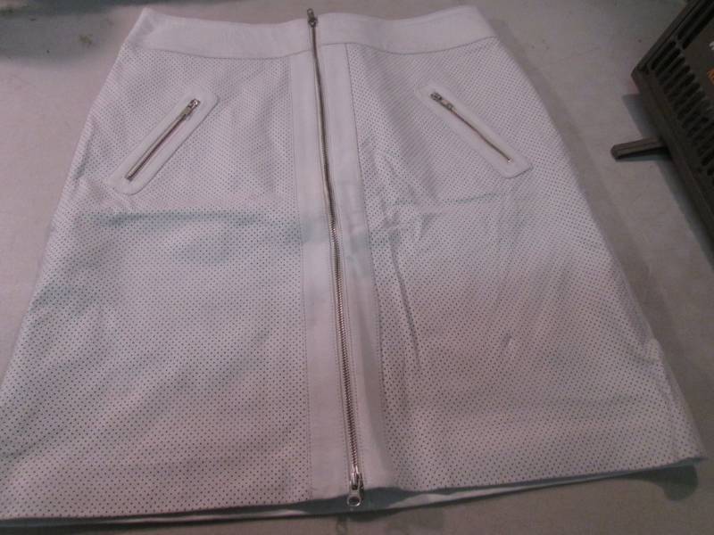 White Leather Skirt Size 16  RMWS...