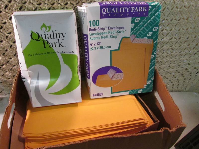 Mixed Lot of Mailing Envelopes 4 Bo...