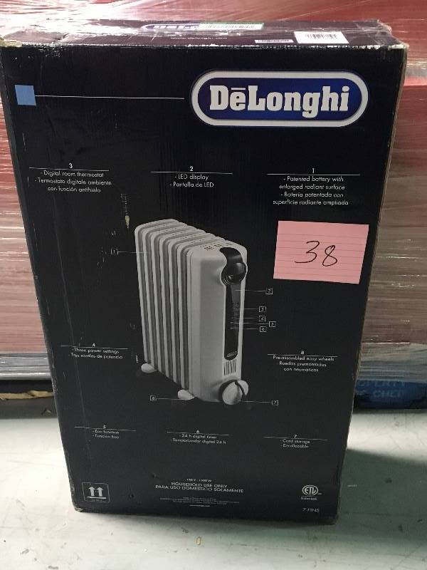 lot 38 image: DeLonghi TRRS0715E Radia S Eco Digital Full Room Radiant Heater with Silent Operation  in good working condition