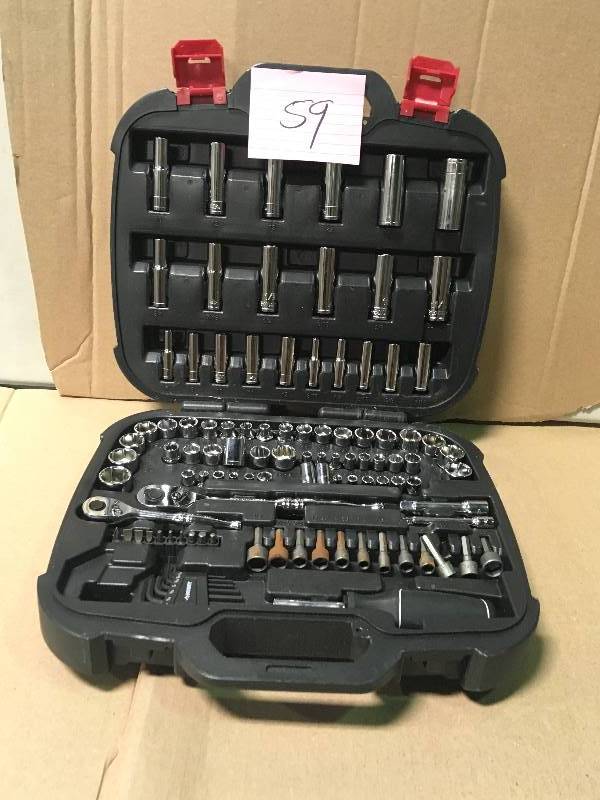 lot 59 image: Husky Mechanics Tool Set (111-Piece) not used