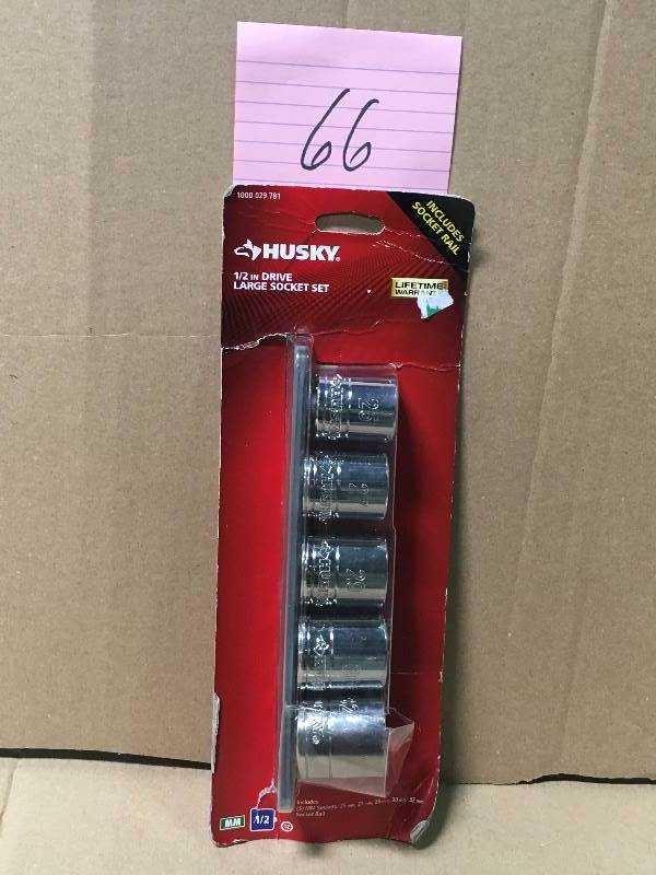 lot 66 image: Husky 12 in. Drive Deep Metric Socket Set (5-Piece) not used