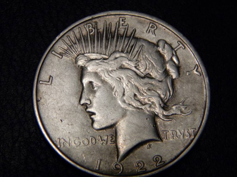 1922 D Silver Peace Dollar
