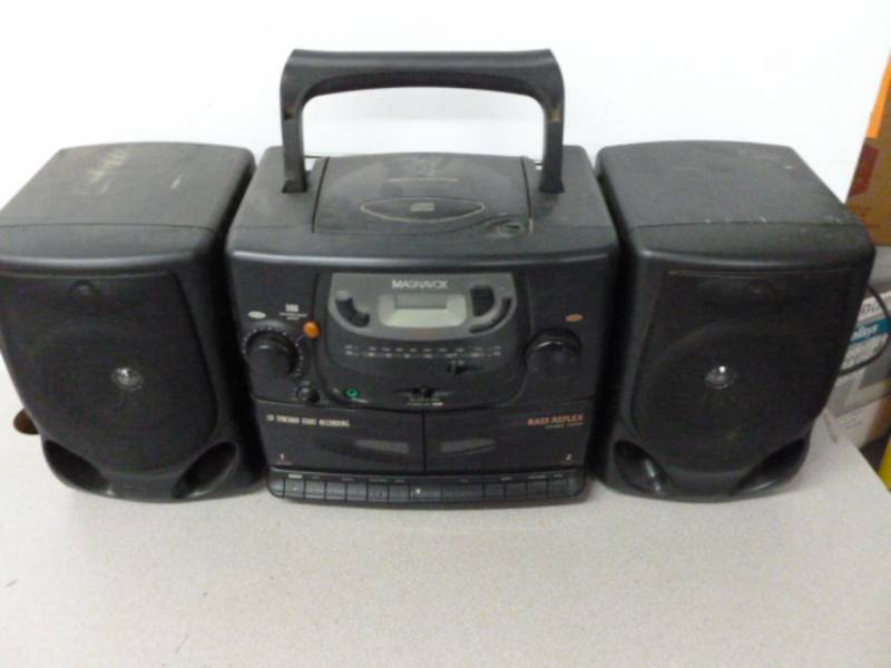 Shelf Radio