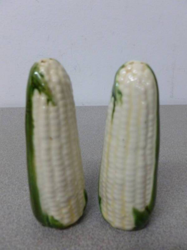 Salt & Pepper Set
