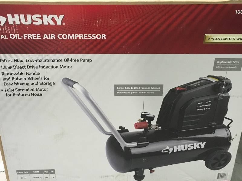 lot 4 image: Husky PSI Air Compressor 1.8 HP Motor Portable in good working condition