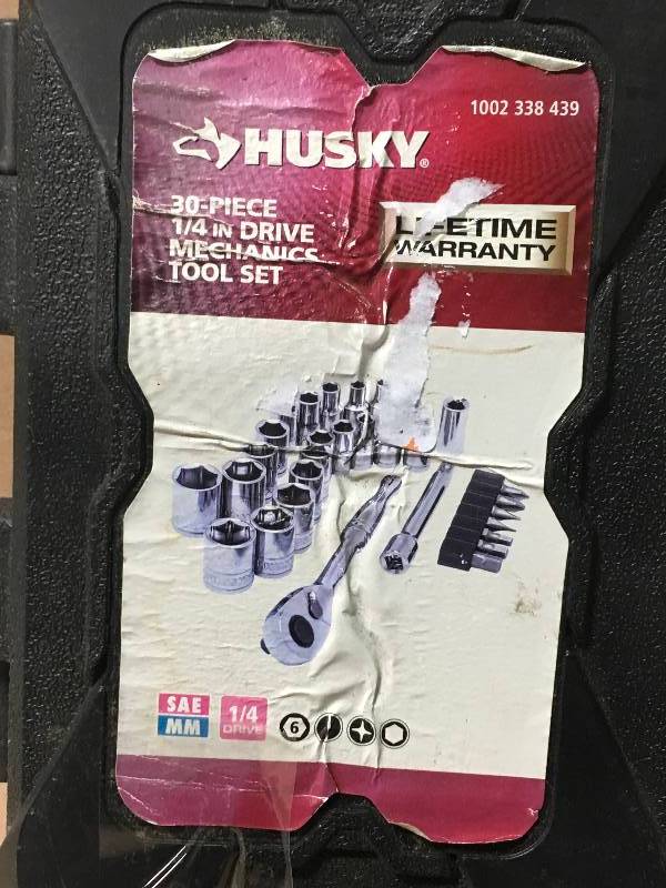lot 9 image: Husky 14 in. Drive SAE and Metric Socket Set (30-Piece) not used