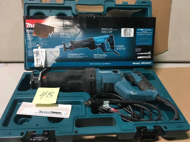 lot 48 image: Makita JR3050T 9 Amp Variable Speed Reciprocating Saw USED in good working condition