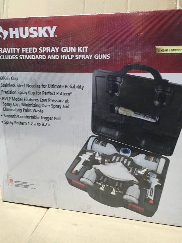 lot 70 image: Husky HVLP and Standard Gravity Feed Spray Gun Kit