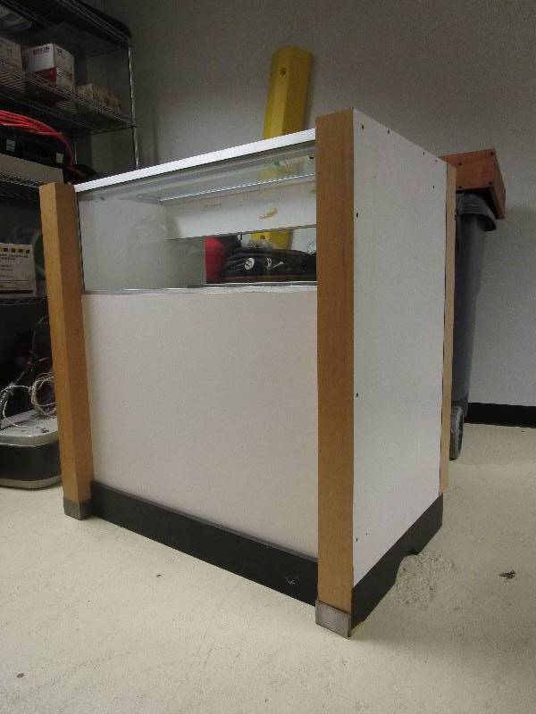LIGHT UP DISPLAY CASE