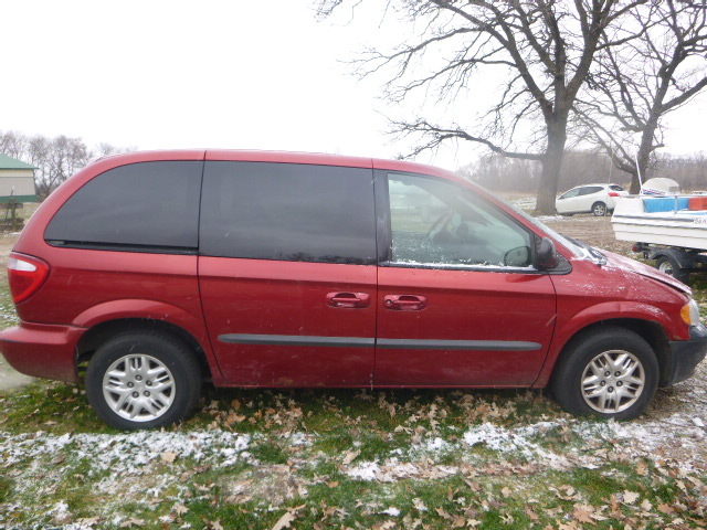 2002 Dodge Caravan Mini-Van