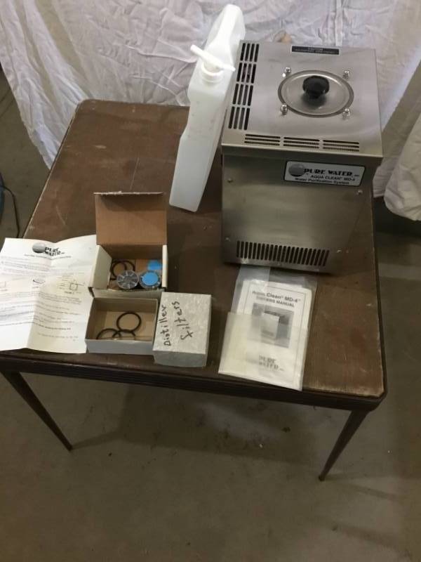 lot 47 image: Aqua Clean water Purification machine
