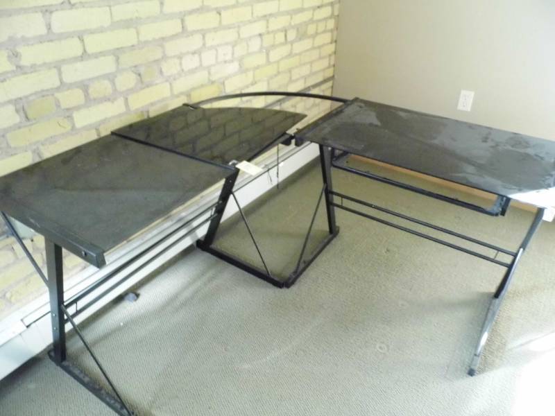 Corner Desk