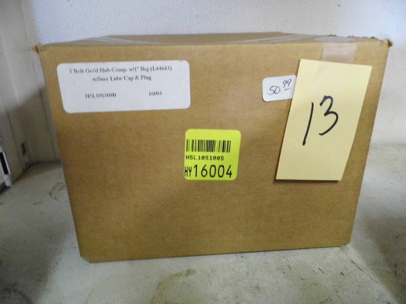 lot 13 image: 5 Bolt Hub