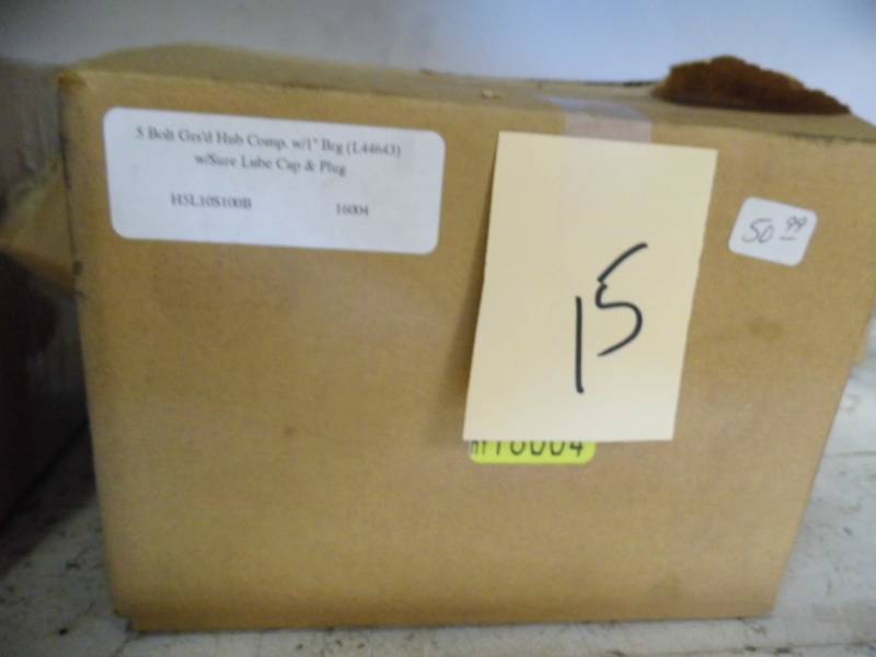 lot 15 image: 5 Bolt Hub