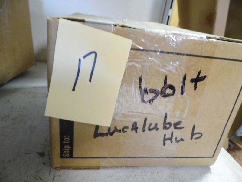 lot 17 image: 5 Bolt Hub