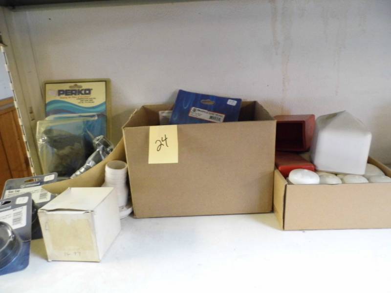 lot 24 image: Gas Fill & Tank Vent - Gas Cap - Parts