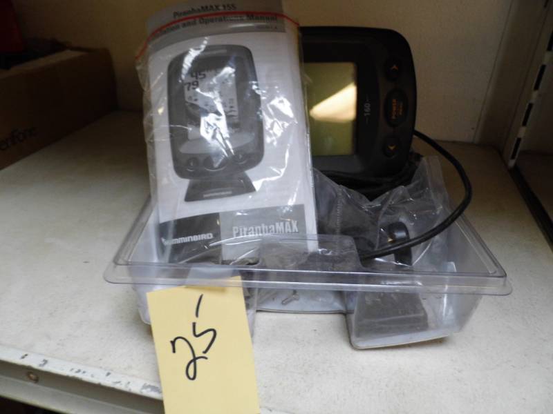 lot 25 image: Pirahna Max 155 - Hummingbird Depth Finder