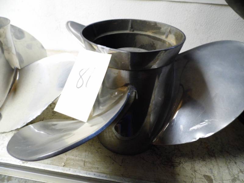 lot 81 image: OMC 14 14 x 19 Stainless Steel Prop