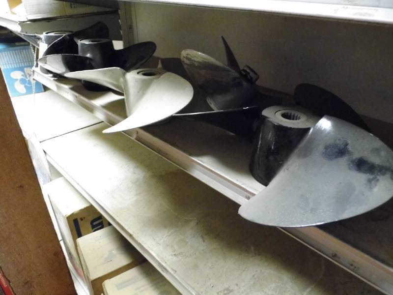 lot 83 image: Assorted Propellors