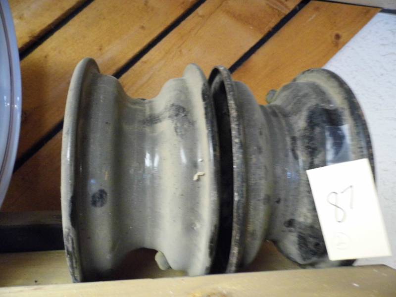 lot 87 image: 5 Hole Spoke Rims