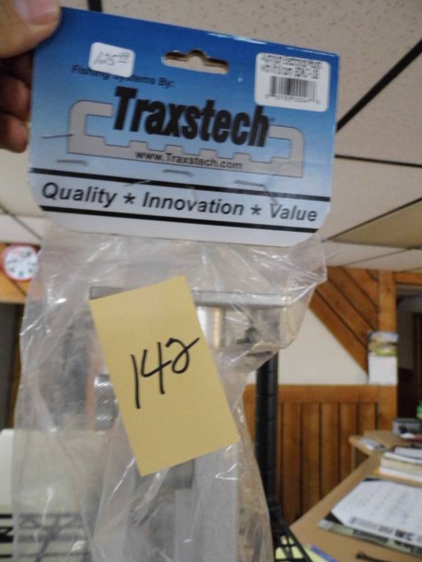 lot 142 image: Traxtech Aluminum Mounts