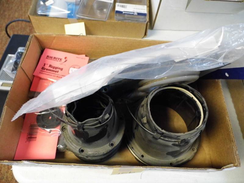 lot 156 image: Rig Rite Rigging Grommets