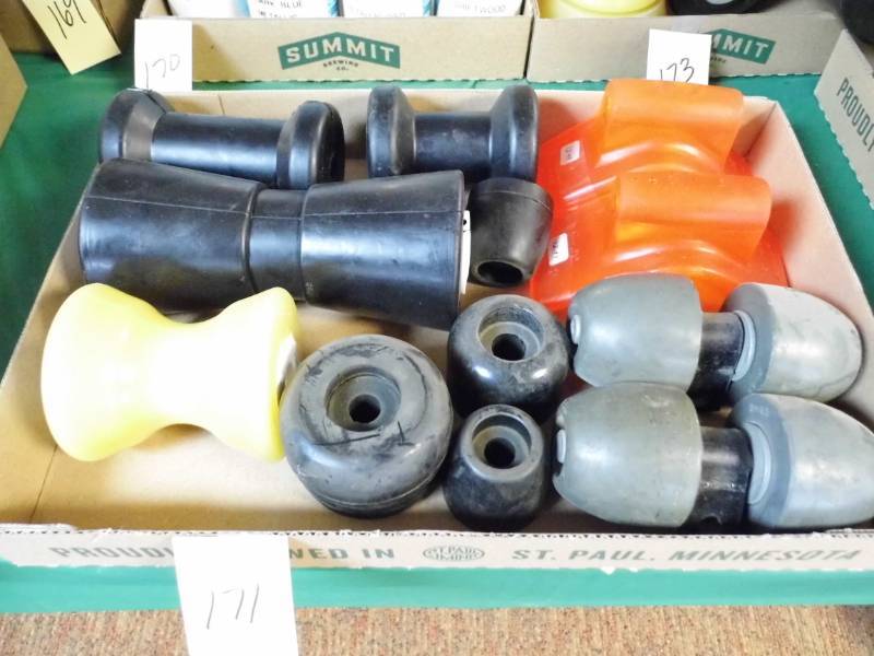 lot 171 image: Bow Rollers