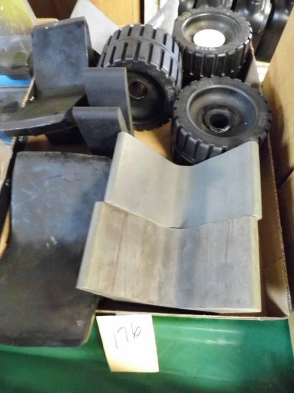 lot 176 image: V Rollers - Wabble Roller