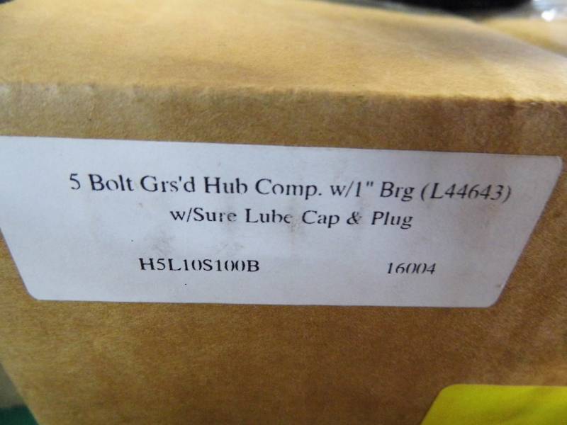 lot 179 image: 5 Hole Greased Hub