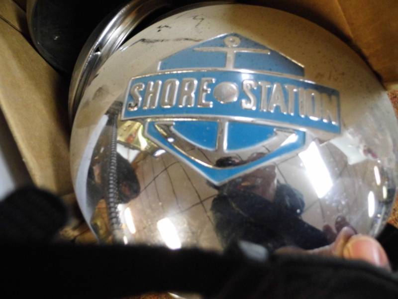lot 187 image: Short Station Hub Caps