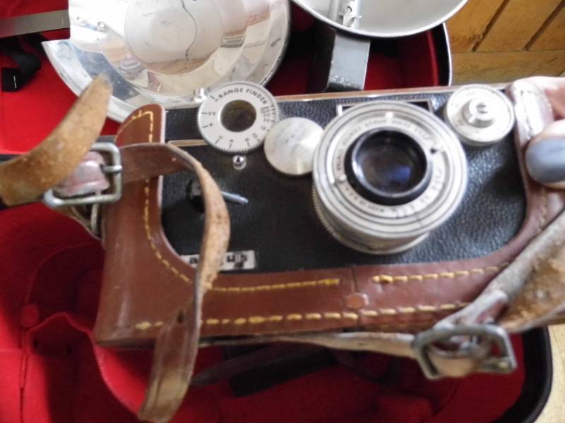 lot 214 image: Antique Argus Camera