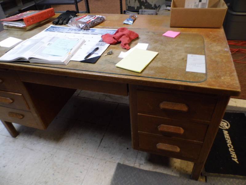 lot 241 image: Desk
