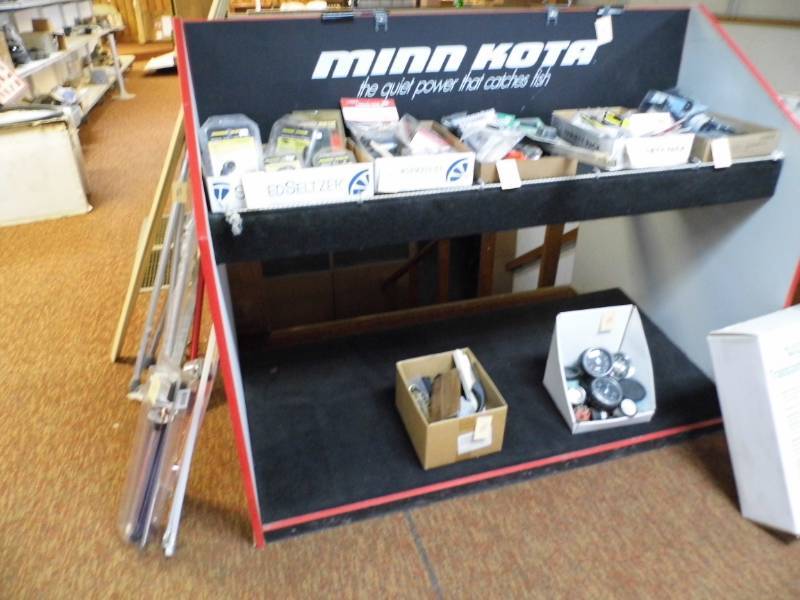 lot 251 image: MinnKota Display Stand