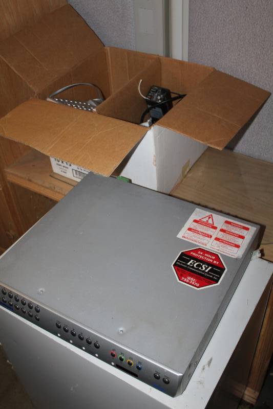 lot 52 image: Dedicated Micros DS2A 320gb HDD 16-Way Security System